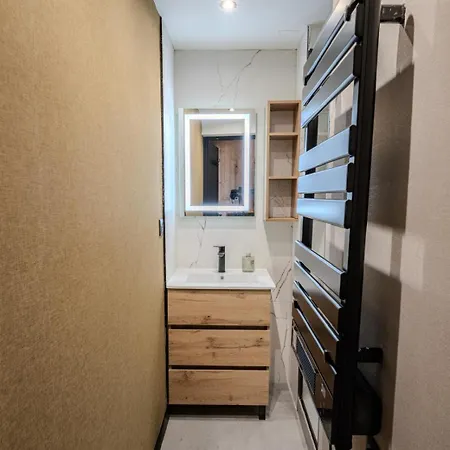 Cosy Pieds Des Pistes Centre 2 Chbres Appartamento Val Thorens