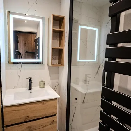 Cosy Pieds Des Pistes Centre 2 Chbres Val Thorens